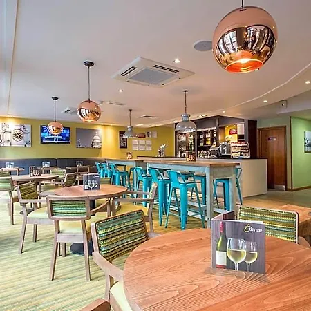 Premier Inn London City-3